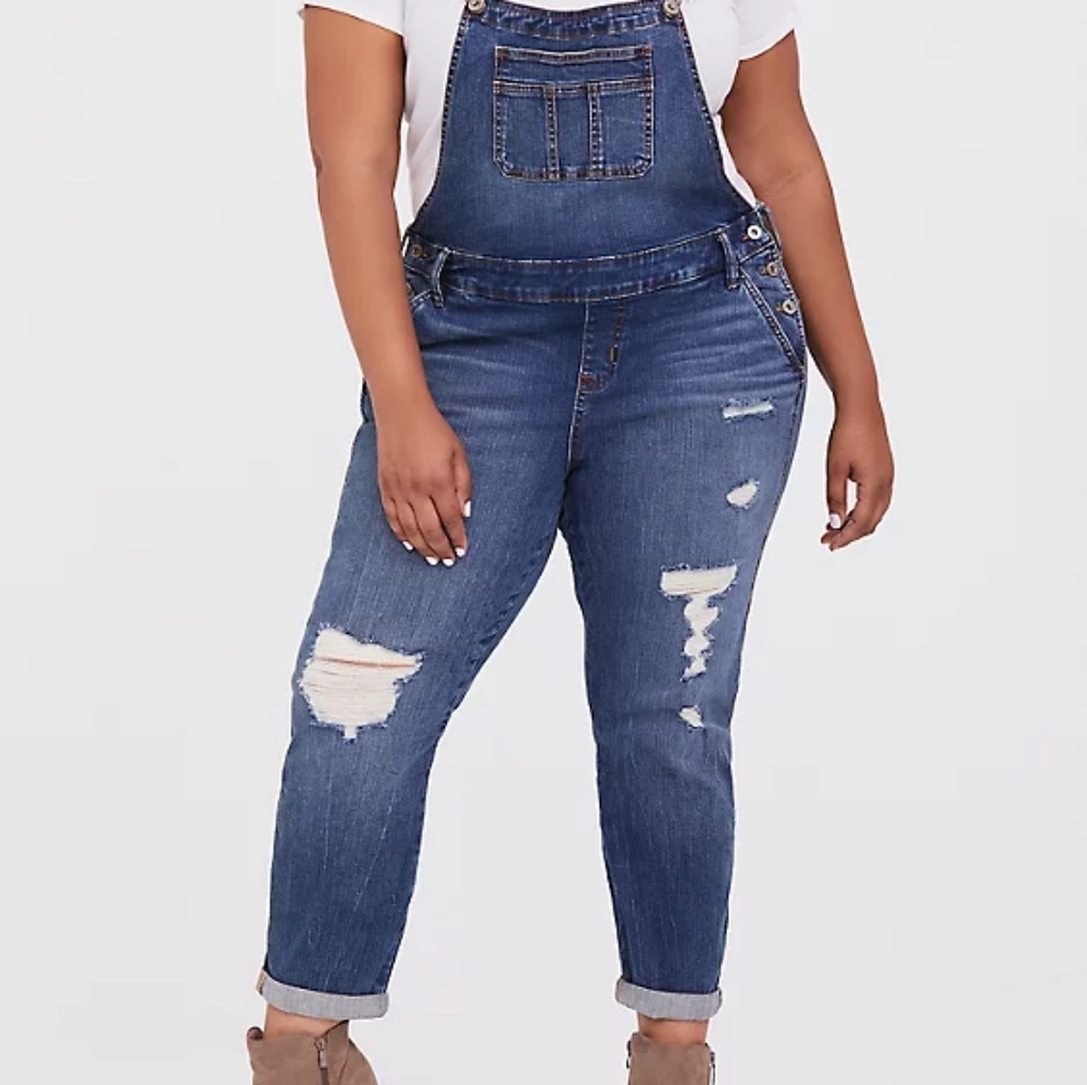 Torrid Crop Denim Overalls SZ 22 Vintage wash